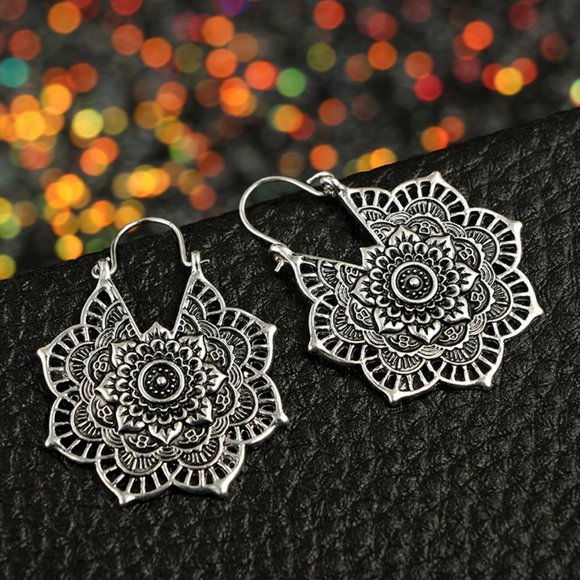 Jewelry - 3 for $15 ✨ Silver Boho Mandala Flower Earrings NEW!